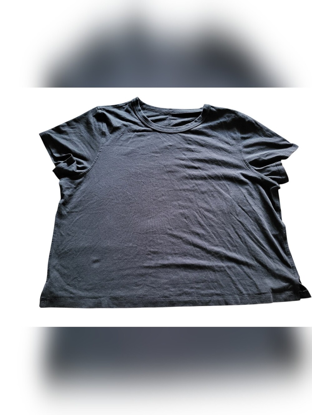 Lululemon Women’s Cropped T-shirt Size 8 Color Black Athletic Oversized Boxy Gym